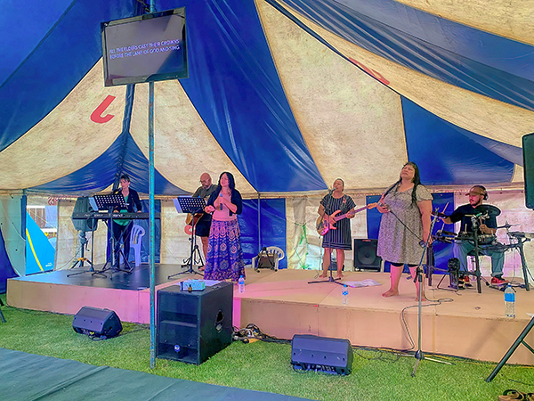 On Stage Outpouring EC Tent Revival WB 600