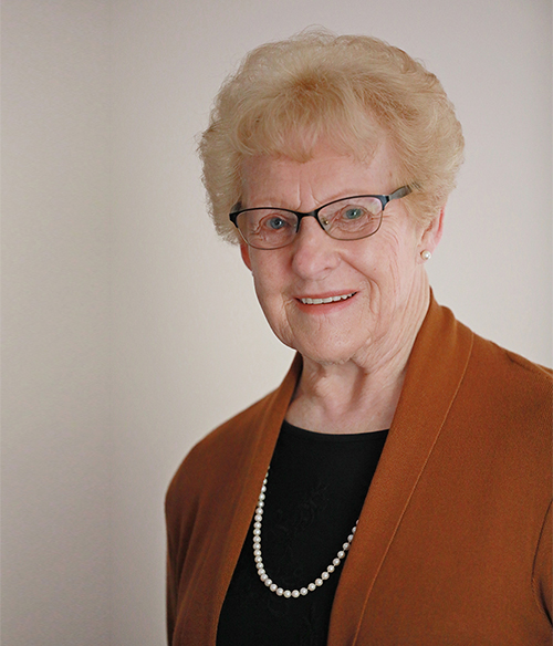 Pastor Anne Morrow jkt500584